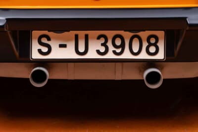 98万5000ドル(邦貨換算約1億5122万円)で落札されたポルシェ「914/6R」(C)Courtesy of RM Sotheby's