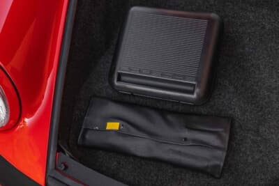 24万800ドル(邦貨換算約3756万円)で落札されたポルシェ「911ターボ」(C)Courtesy of RM Sotheby's