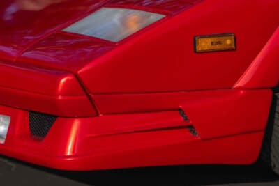 41万7500ドル（邦貨換算約6520万円）で落札されたランボルギーニ「カウンタック25thアニバーサリー」（C）Courtesy of RM Sotheby's