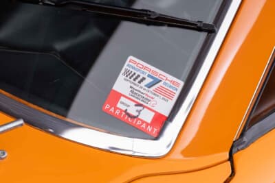 98万5000ドル(邦貨換算約1億5122万円)で落札されたポルシェ「914/6R」(C)Courtesy of RM Sotheby's