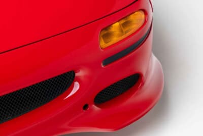 880万5000ドル(邦貨換算約13億7010万円)で落札されたフェラーリ「F50」(C)Courtesy of RM Sotheby's