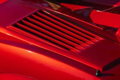 41万7500ドル（邦貨換算約6520万円）で落札されたランボルギーニ「カウンタック25thアニバーサリー」（C）Courtesy of RM Sotheby's