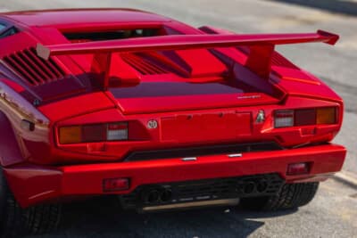 41万7500ドル（邦貨換算約6520万円）で落札されたランボルギーニ「カウンタック25thアニバーサリー」（C）Courtesy of RM Sotheby's