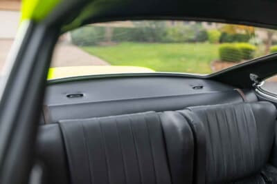 72万5000ドル（邦貨換算約1億1300万円）で落札されたポルシェ「911カレラRS2.7」（C）Courtesy of RM Sotheby's