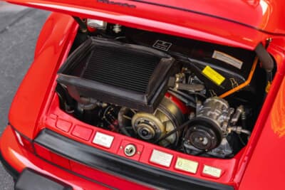 24万800ドル(邦貨換算約3756万円)で落札されたポルシェ「911ターボ」(C)Courtesy of RM Sotheby's