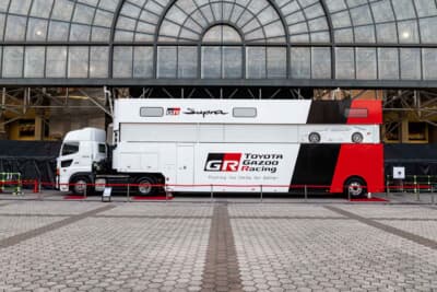 大阪オートメッセ2026のSUPER GTブース