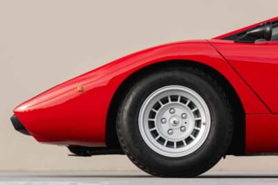 11万2000ドル（邦貨換算約1億7400万円）で落札されたランボルギーニ「カウンタックLP400」（C）Courtesy of RM Sotheby's