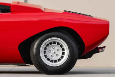 11万2000ドル（邦貨換算約1億7400万円）で落札されたランボルギーニ「カウンタックLP400」（C）Courtesy of RM Sotheby's