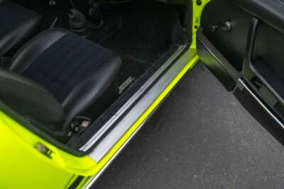 72万5000ドル（邦貨換算約1億1300万円）で落札されたポルシェ「911カレラRS2.7」（C）Courtesy of RM Sotheby's