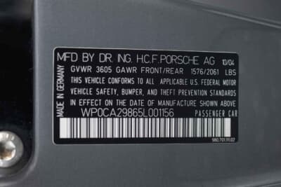 308万5000ドル（邦貨換算約4億8100万円）で落札されたポルシェ「カレラGT」（C）Courtesy of RM Sotheby's