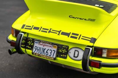 72万5000ドル（邦貨換算約1億1300万円）で落札されたポルシェ「911カレラRS2.7」（C）Courtesy of RM Sotheby's