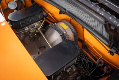 98万5000ドル(邦貨換算約1億5122万円)で落札されたポルシェ「914/6R」(C)Courtesy of RM Sotheby's