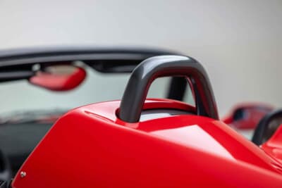 880万5000ドル(邦貨換算約13億7010万円)で落札されたフェラーリ「F50」(C)Courtesy of RM Sotheby's