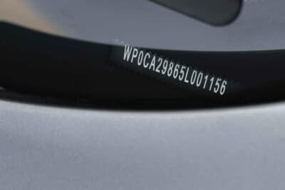 308万5000ドル（邦貨換算約4億8100万円）で落札されたポルシェ「カレラGT」（C）Courtesy of RM Sotheby's