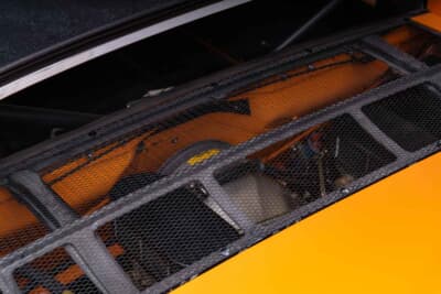 98万5000ドル(邦貨換算約1億5122万円)で落札されたポルシェ「914/6R」(C)Courtesy of RM Sotheby's