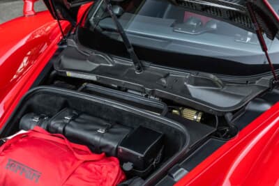 930万ドル（邦貨換算約14億4580万円）で落札されたフェラーリ「エンツォ フェラーリ」（C）Courtesy of RM Sotheby's