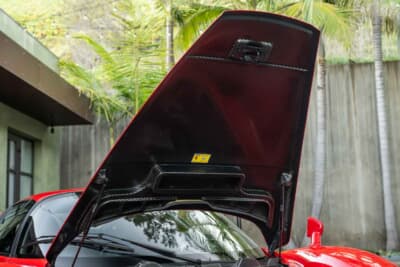 930万ドル（邦貨換算約14億4580万円）で落札されたフェラーリ「エンツォ フェラーリ」（C）Courtesy of RM Sotheby's