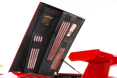 41万7500ドル（邦貨換算約6520万円）で落札されたランボルギーニ「カウンタック25thアニバーサリー」（C）Courtesy of RM Sotheby's