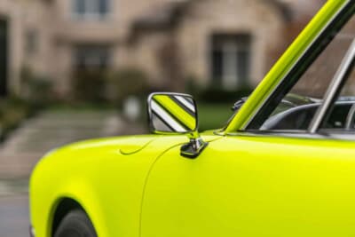 72万5000ドル（邦貨換算約1億1300万円）で落札されたポルシェ「911カレラRS2.7」（C）Courtesy of RM Sotheby's