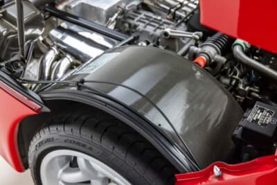 880万5000ドル(邦貨換算約13億7010万円)で落札されたフェラーリ「F50」(C)Courtesy of RM Sotheby's