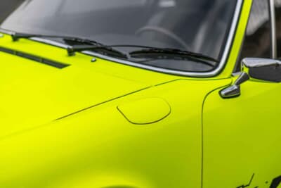 72万5000ドル（邦貨換算約1億1300万円）で落札されたポルシェ「911カレラRS2.7」（C）Courtesy of RM Sotheby's