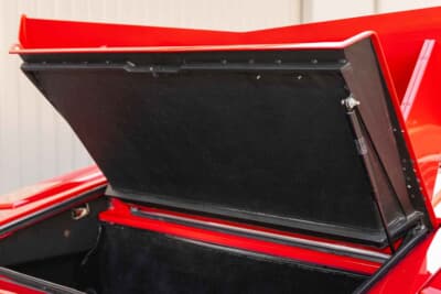 41万7500ドル（邦貨換算約6520万円）で落札されたランボルギーニ「カウンタック25thアニバーサリー」（C）Courtesy of RM Sotheby's