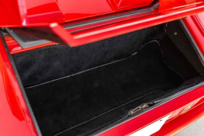 41万7500ドル（邦貨換算約6520万円）で落札されたランボルギーニ「カウンタック25thアニバーサリー」（C）Courtesy of RM Sotheby's