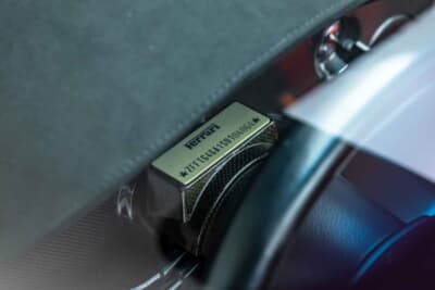 880万5000ドル(邦貨換算約13億7010万円)で落札されたフェラーリ「F50」(C)Courtesy of RM Sotheby's