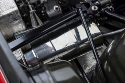 880万5000ドル(邦貨換算約13億7010万円)で落札されたフェラーリ「F50」(C)Courtesy of RM Sotheby's