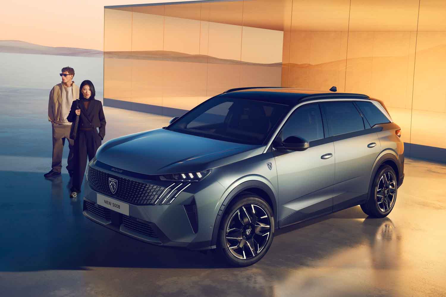 Peugeot Launches New 5008: A New Frontier for French 7-Seater SUVs with a 1.2L Hybrid!