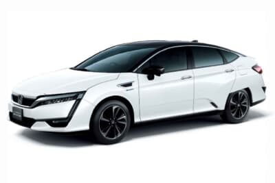 ホンダ クラリティ フューエル セル: 2040年の完全ゼロエミッション化を見据えたFCEV。じつは水素を充填すればわずか3分で約750kmも走れる、究極のエコカーとしての実力を秘めています
