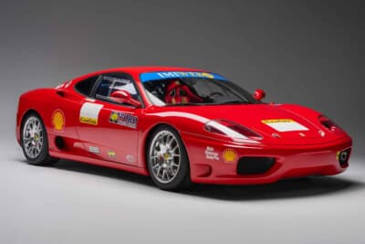 13万2250ユーロ（邦貨換算約2155万円）で落札されたフェラーリ「360チャレンジ」（C）Courtesy of RM Sotheby's