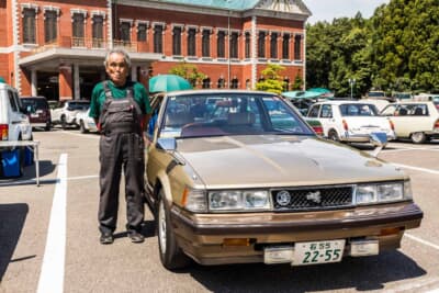 トヨタ ソアラ：地元で修理工場を営む山川さんと1982年式ソアラ2000VX。初代ソアラは発売翌年に「'81-'82日本カー・オブ・ザ・イヤー」を受賞した名車だ