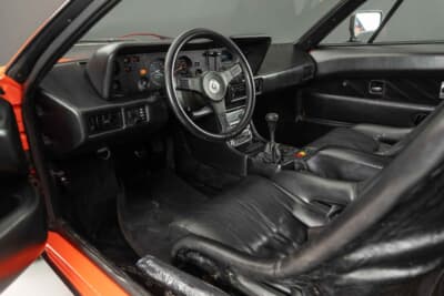 45万〜50万ユーロ（邦貨換算約8190万円〜約9100万円）で現在も販売中のBMW「M1」（C）Bonhams