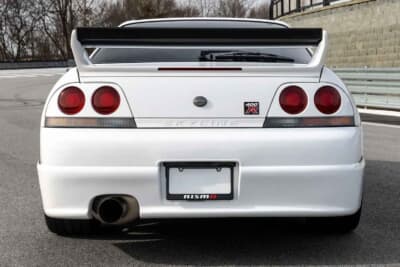 91万8000ドル(邦貨換算約1億4589万円)で落札されたNISMO「400R」(C)Courtesy of Broad Arrow