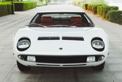 215万ドル（邦貨換算約3億3755万円）で落札されたランボルギーニ「ミウラP400」（C）Courtesy of Broad Arrow