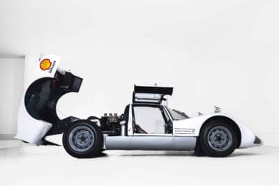 140万ドル（邦貨換算約2億2260万円）で現在も販売中のポルシェ「906」（C）Courtesy of RM Sotheby's