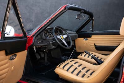 79万7000ドル（邦貨換算約1億2750万円）で落札されたフェラーリ「ディーノ246GTS」（C）Courtesy of RM Sotheby's