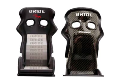 スマホスタンドとは思えぬクオリティだ