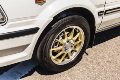 トヨタ EP71 スターレットターボ：純正ホイールは傷むのを恐れて大切に保管しており、普段は社外のアルミホイールを装着しているそうだ