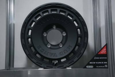 ウェッズ アドベンチャー 「マッドヴァンスDX」：FULL MAT BLACK