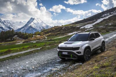 ジープ・アベンジャー 4xe：Jeepならではの力強いデザインに機能性を融合させ、魅力をさらに高めた