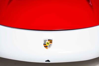 140万ドル（邦貨換算約2億2260万円）で現在も販売中のポルシェ「906」（C）Courtesy of RM Sotheby's