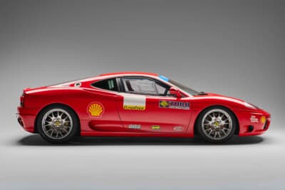 13万2250ユーロ（邦貨換算約2155万円）で落札されたフェラーリ「360チャレンジ」（C）Courtesy of RM Sotheby's