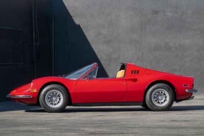 79万7000ドル（邦貨換算約1億2750万円）で落札されたフェラーリ「ディーノ246GTS」（C）Courtesy of RM Sotheby's