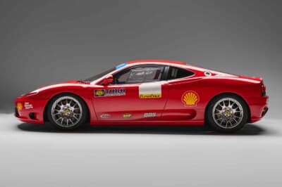 13万2250ユーロ（邦貨換算約2155万円）で落札されたフェラーリ「360チャレンジ」（C）Courtesy of RM Sotheby's