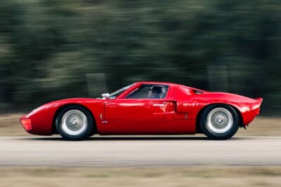 価格応談で現在も販売中の「フォード GT40 Mk I ロードバージョン」（C）Courtesy of RM Sotheby's