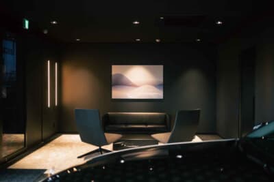 非日常の優雅な時間を専用エキスパートと語らい、コンサルティングを受けることができる