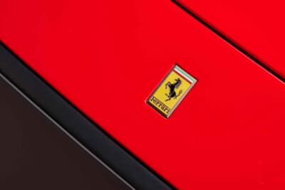 585万5000ユーロ(邦貨換算約10億7700万円)で落札されたフェラーリ「288 GTO」(C)Courtesy of RM Sotheby's