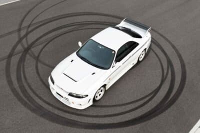 91万8000ドル(邦貨換算約1億4589万円)で落札されたNISMO「400R」(C)Courtesy of Broad Arrow